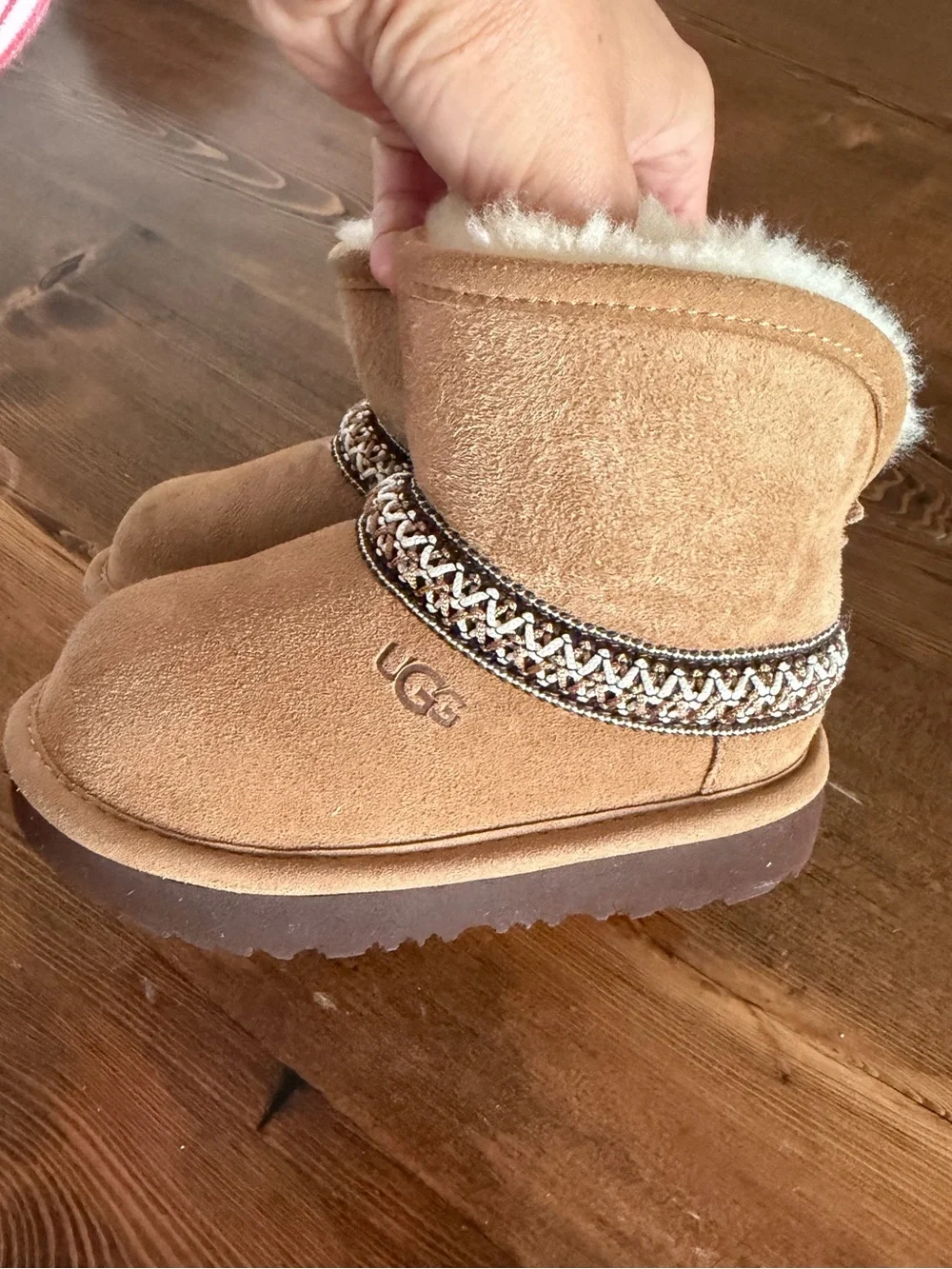 Ugg Kids Classic Faux Fur Mini Crescent Boot - Chestnut